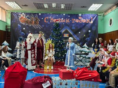 С Новым 2025 годом!
