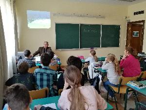 Урок-презентация "Пирамиды. Золотое сечение. Многогранники в архитектуре"