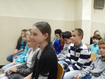 "100 вопросов дипломату"