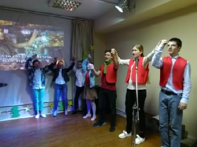 Общешкольный классный час «Традиции новогодних праздников разных стран»